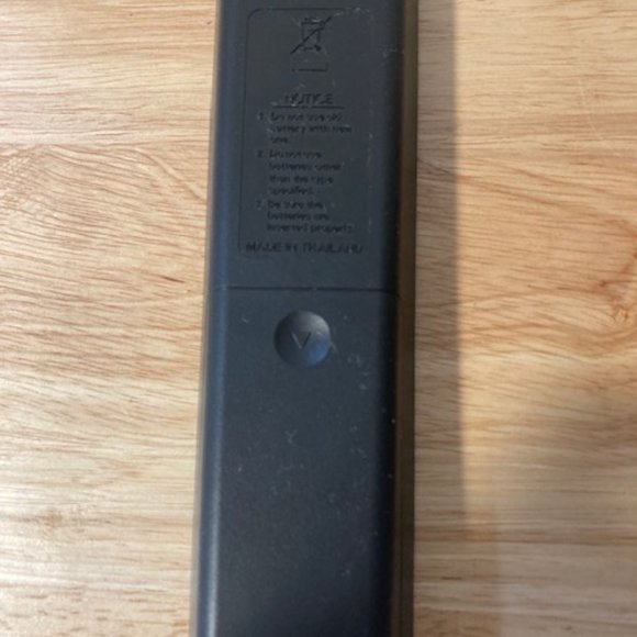 TV Remote Control Sanyo LCD TV FW43D47F and Manual - Picture 3 of 6